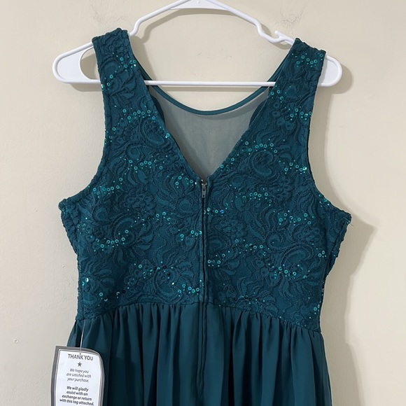 NEW Macy’s Speechless Emerald Green Sequin Lace Fit & Flare Formal Dress Size 13 - Picture 7 of 10